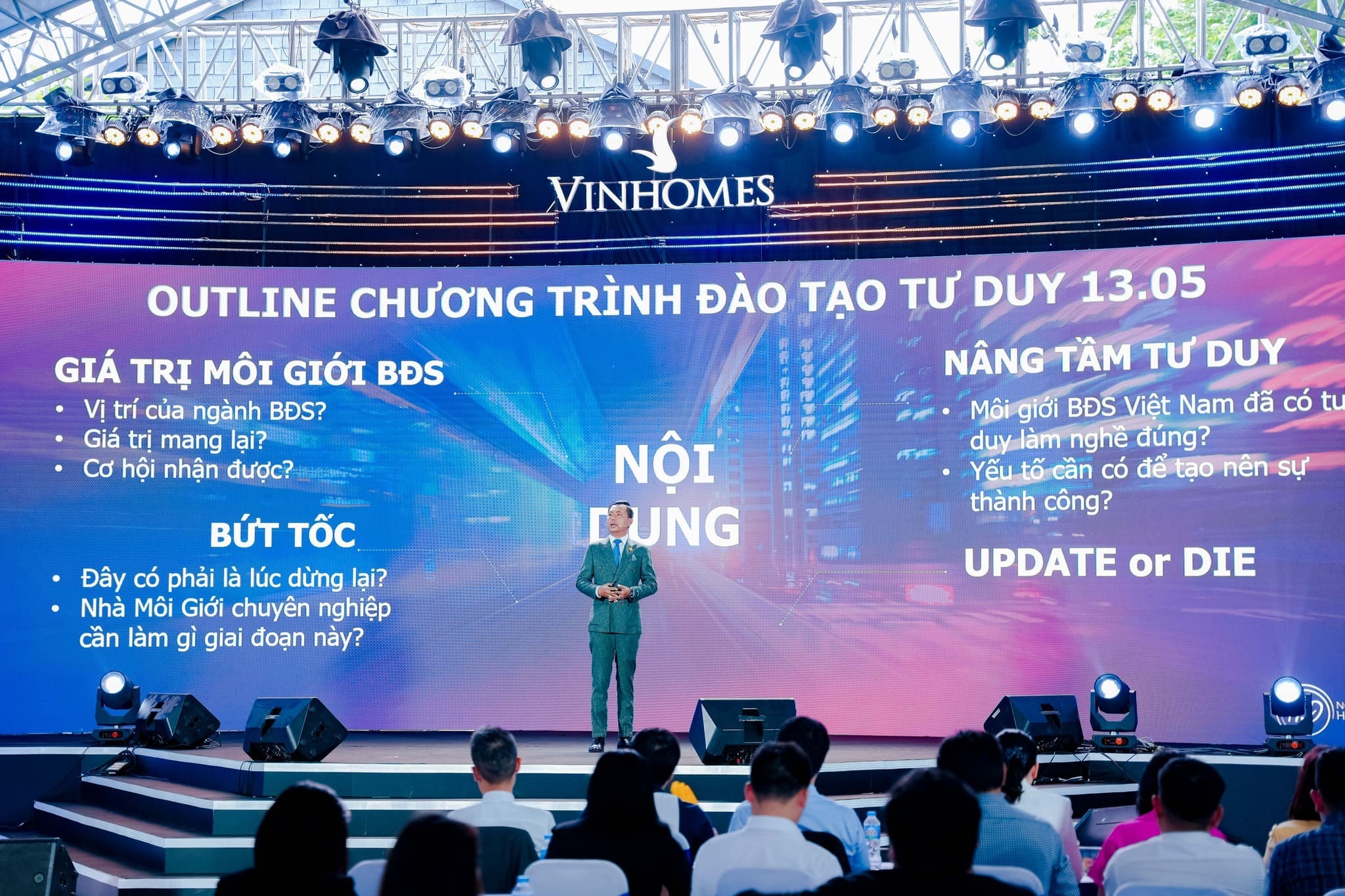 Dai Hoi Tuyen Dung 2023